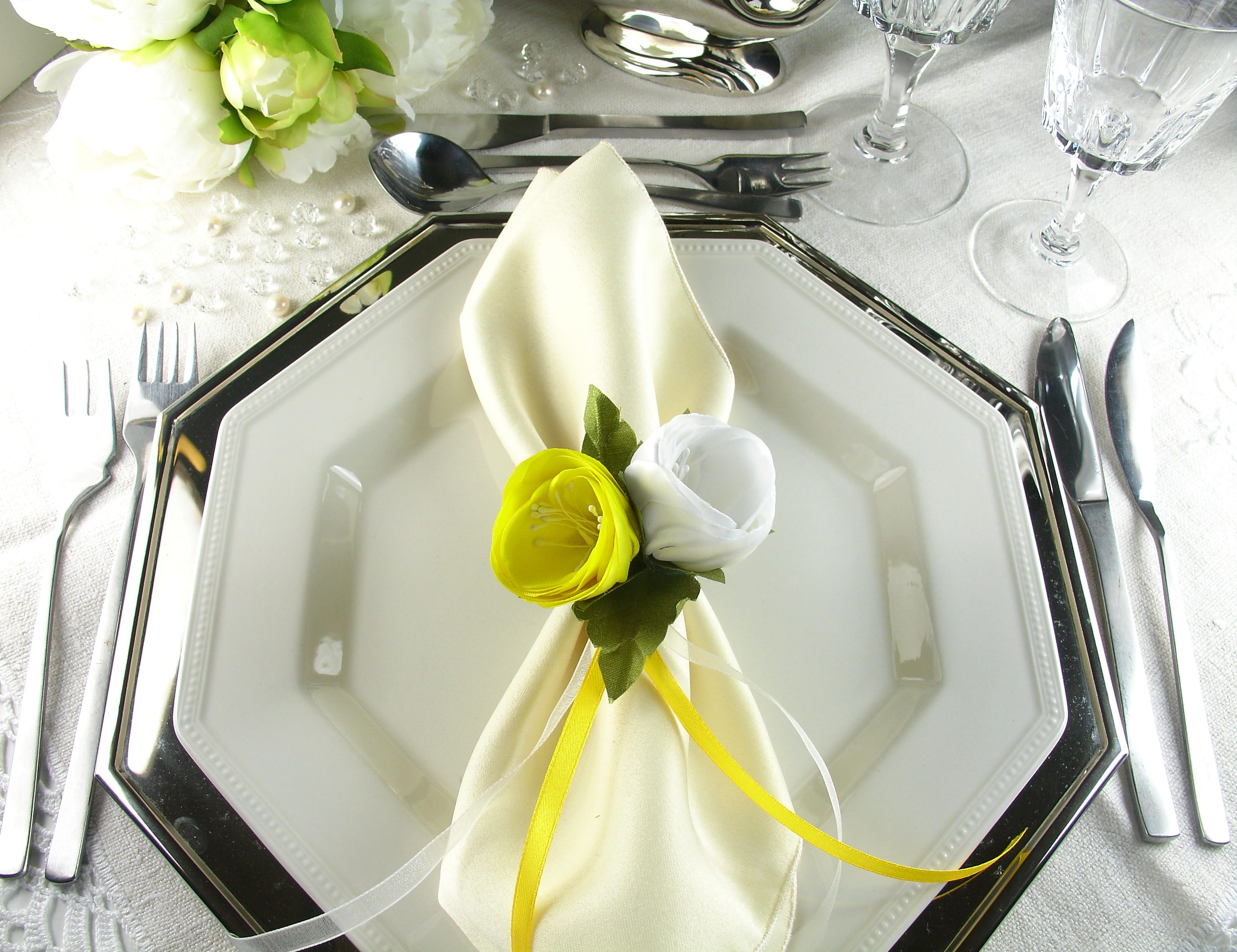 Silk Flowers as Napkin Rings